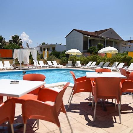 Kavos Central Ngoại thất bức ảnh