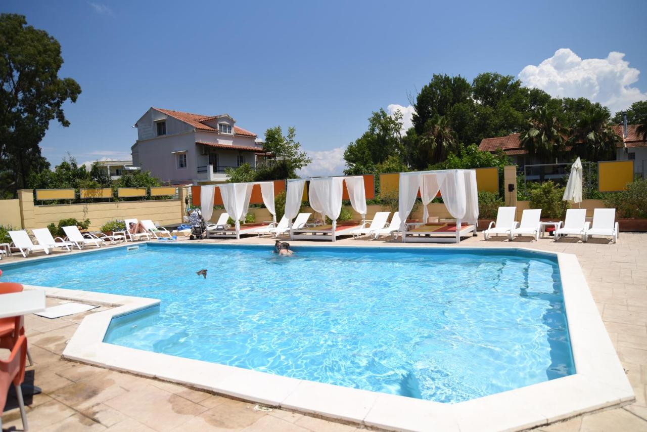 Kavos Central Ngoại thất bức ảnh